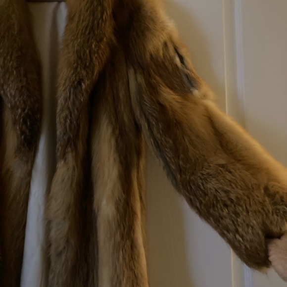 Fabulous Full length Fox Coat - Picture 8 of 10